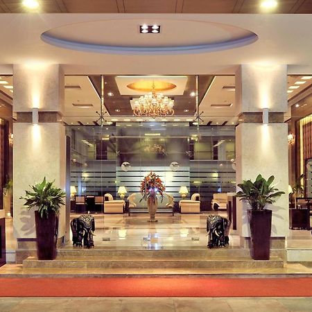 Fortune Jp Palace, Mysore - Member Itc Hotels' Group Exterior foto Lobby