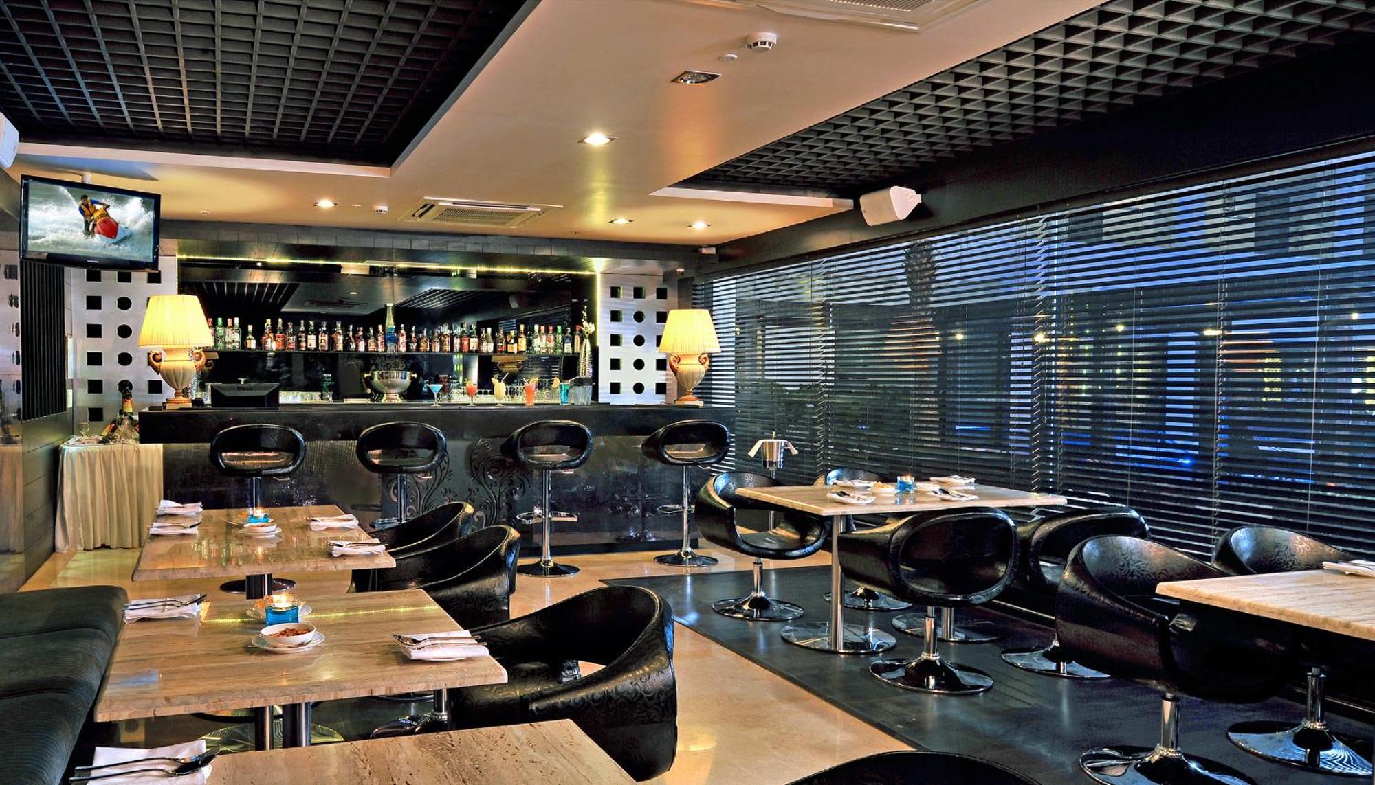 Fortune Jp Palace, Mysore - Member Itc Hotels' Group Exterior foto Interior of the restaurant