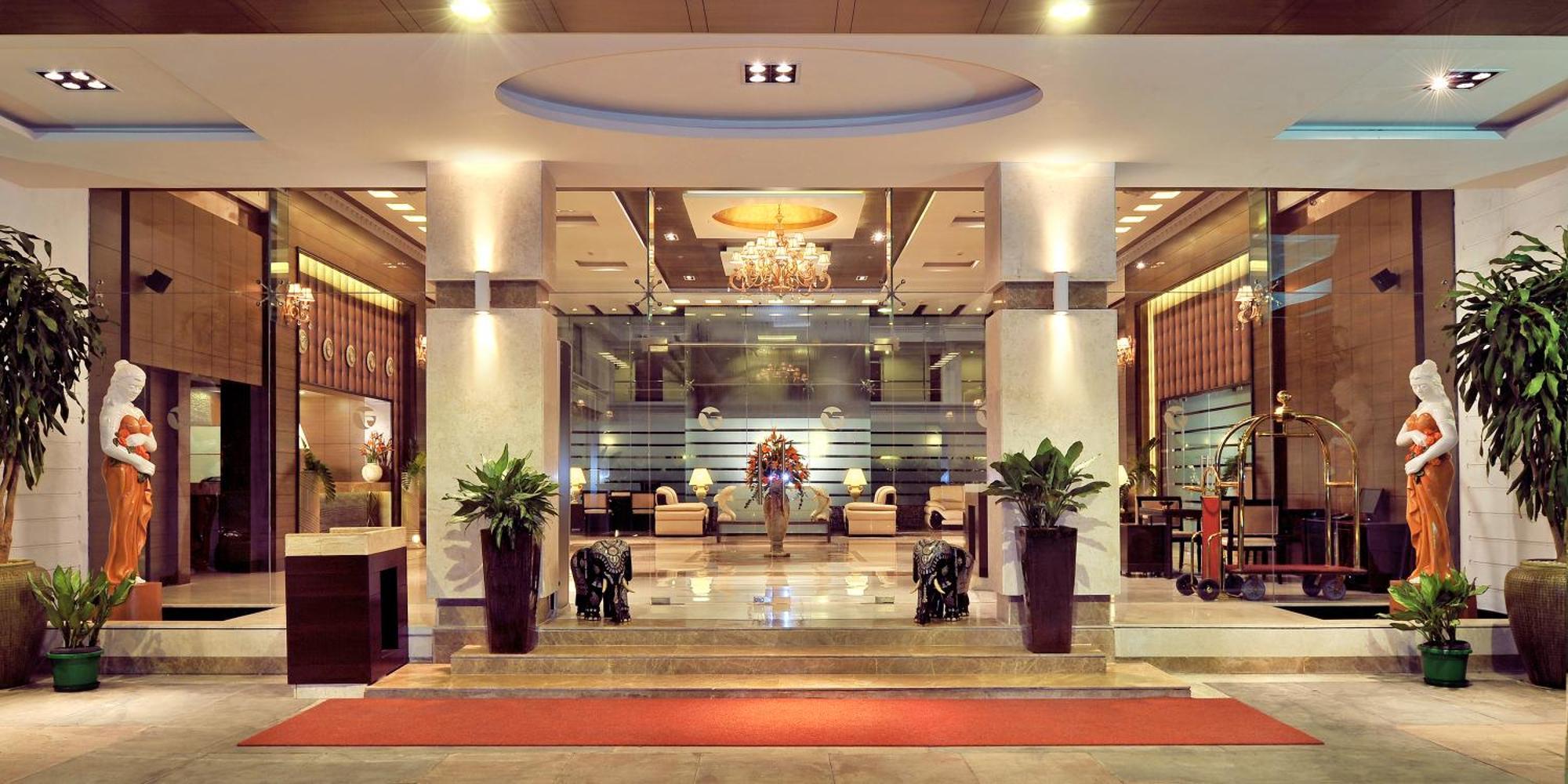 Fortune Jp Palace, Mysore - Member Itc Hotels' Group Exterior foto Lobby