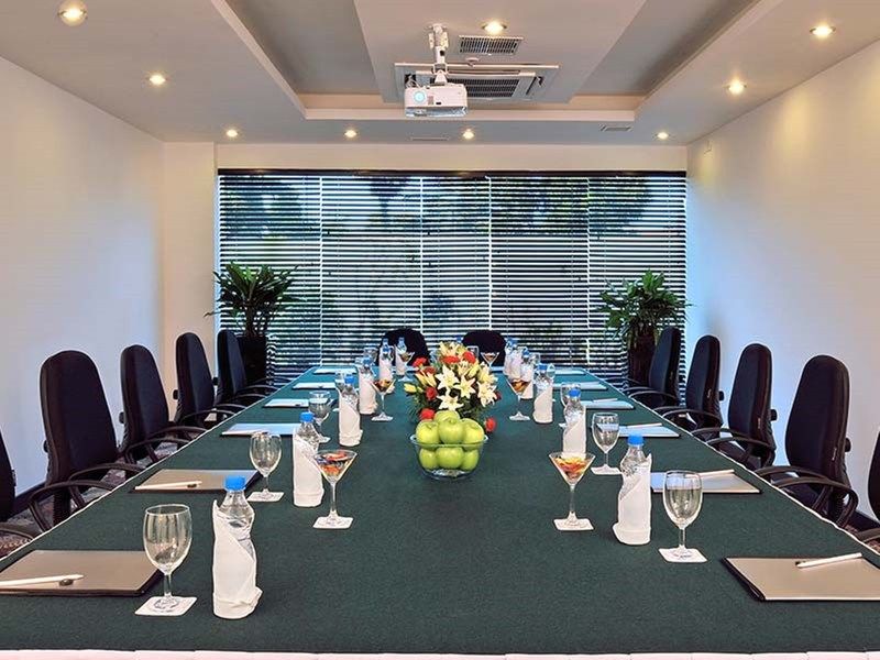 Fortune Jp Palace, Mysore - Member Itc Hotels' Group Exterior foto Meeting room